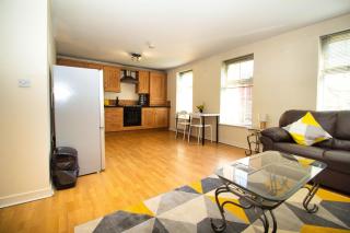Modern Apartment - Quiet Location - 1