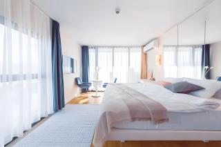 Batumi SeaView Orbi City ApartHotel - Batumi - 9