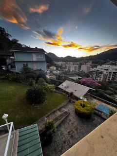 Aconchegante casa com piscina e lazer completo - Teresópolis - 8
