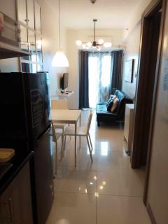 1Br Coast Residences Pasay by MrSayla - Manila - 8