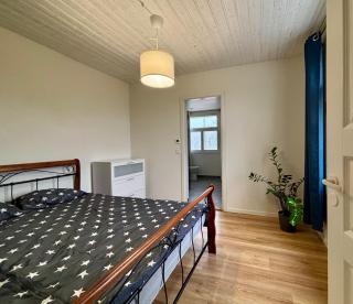 Sunny 2-room apartment with king size bed - 4
