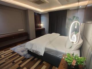 Gold Crest Mall Luxury Apartments with Balcony by Prime Lodging in DHA Lahore - 5