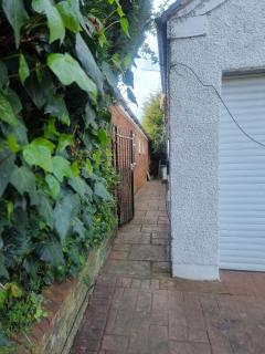 COZY DOUBLE Bedroom STUDIO With WIFI & PARKING Waltham Cross - Cheshunt - 7