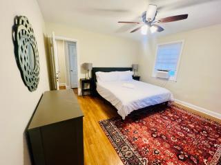 DC's Best Location 4 Bed with Parking Walk to Metro and Nightlife Bethesda Row - Chevy Chase - 7