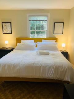 DC's Best Location 4 Bed with Parking Walk to Metro and Nightlife Bethesda Row - Chevy Chase - 1