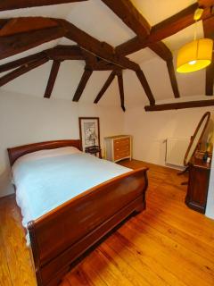 140m2 du XVIIe, plein centre & extérieur, 6-9 pers - 1