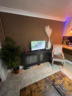 Charming Retreat - Hunslet - 7