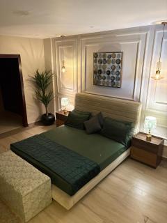 The Majestic Apartment by Yarara - Rawalpindi - 3