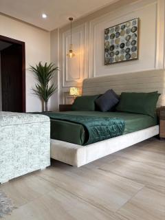 The Majestic Apartment by Yarara - Rawalpindi - 0