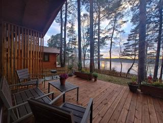 Zakątek Wdzydze -domek nr 7 w pierwszej linii od jeziora - 9