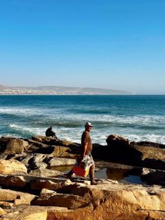 TAMOUNT Surf House - 5