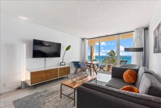 Hutchinson Island BeachFront Heated Pool Balcony Top Floor Amazing View - Jensen Beach - 7