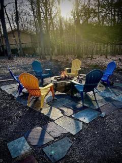 Fully renovated home with screened in HOT TUB! - Lackawaxen - 8