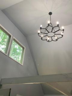 Fully renovated home with screened in HOT TUB! - 1