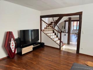 Charmante maison de ville - - 0