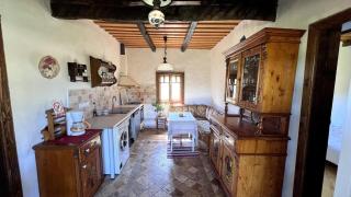 Casa Maramureșeană - Refugiu Tradițional Maramureșean Cazare de Poveste în Natură lângă pârâu Loc de joaca pentru Copii Parcare Foișor - Marga - 5
