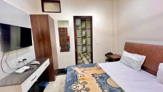 Grover International hotel - 9