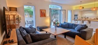 ESPRIT LOFT, Appartement d'Exception, 3 chambres, Jardin au Centre Ville, Climatisation - Sète - 0
