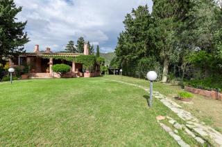 Villa Privata sulla Spiaggia - 800 mq di Giardino - Torre delle Stelle - 0