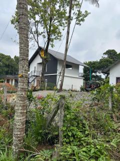 The Tea Leaf Cottage - Munnar - 9