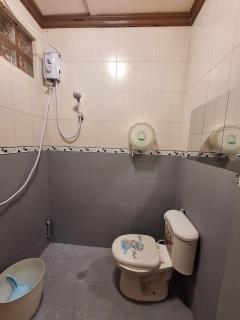 N2 Studio Room Apartment Transient House Ground Floor walking distance to Abreeza Mall, USEP, SM Lanang - Davao - 4