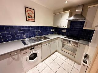 Lovely 1 Bedroom Apartment in Royal Docks by the River - Londra - 4