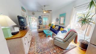 Art & Sol Cottage by Tybee Beach Vacation Rentals - Tybee Island - 1