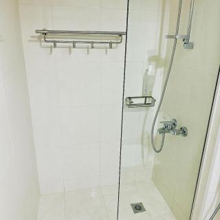 Comfy Studio in JVC Great Location Fast Wi-Fi - 8