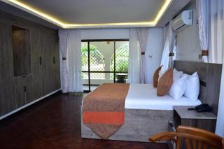 MAKAAZI NYALi - Mombasa - 1