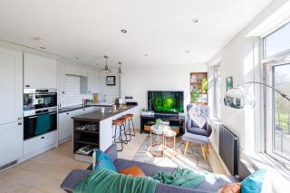 The Cosy Urban Jungle - Brixton - 9
