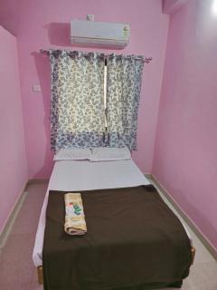 Shri Samarth Lodge - Akalkot - 0