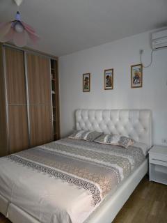 Apart Irma - Kravlja - 1