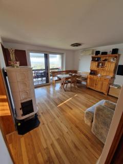 Vineyard Holidays Cottage with Jacuzzi - Metlika - 2