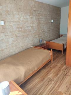 2-Zimmerwohnung, 80qm mit Terrasse und großem Garten bei Frankfurt am Main - Bad Vilbel - 8