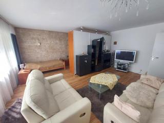 2-Zimmerwohnung, 80qm mit Terrasse und großem Garten bei Frankfurt am Main - Bad Vilbel - 6