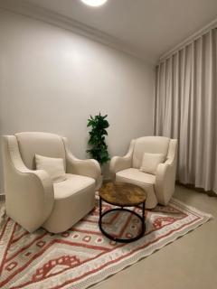 شقه مكونه من غرفتين وصالة - Khobar - 4