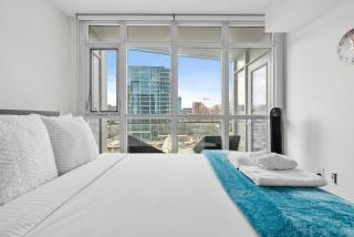 Apartment in Downtown Toronto - 9