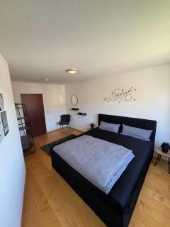 Emelies Sonnenwohnung mit Balkon - 9