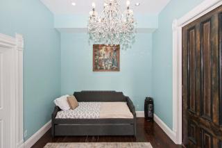 1900's Victorian Home Sleeps 22 8BDRM 3Bath - 8