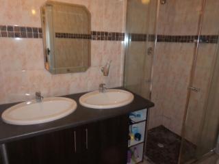 Mbali B&B - Khayelitsha - 8