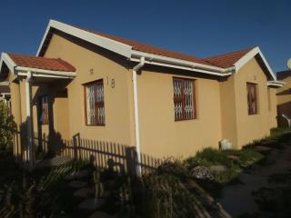 Mbali B&B - Khayelitsha - 1