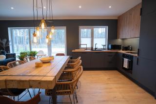 Reigi Village Holiday Home with Sauna & HotTub - Reigi - 4