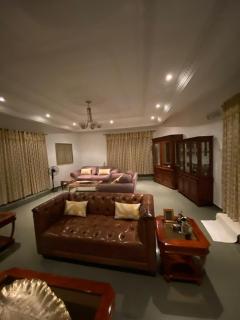 Luxury Villa AC Ensuite Room 6 - Limbe - 0