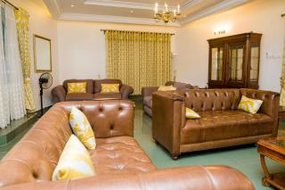Luxury Villa AC Ensuite Room 6 - Limbe - 3