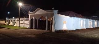 Luxury Villa AC Ensuite Room 6 - 2