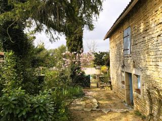 Grande maison en pierre 12 pers 6 chambres 5 SDB piscine - Exoudun - 9