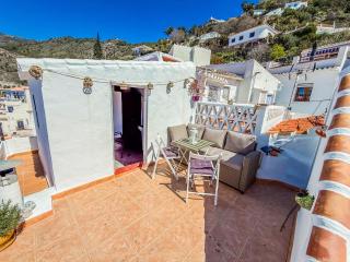 2 Bedroom House with roof terrace in the beautiful village of Frigiliana - Frigiliana - 3