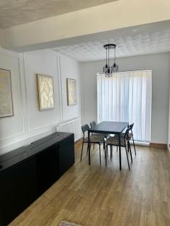 Stylish Home Away From Home - Hartlepool - 1