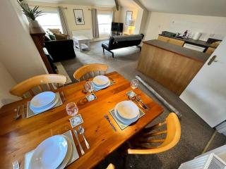 The Hideaway Holywell 2 - 9