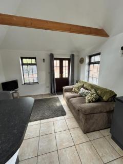 The Old Stables in Mews - Kessingland - 9